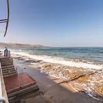 Home2book Stylish Front Line Canteras *